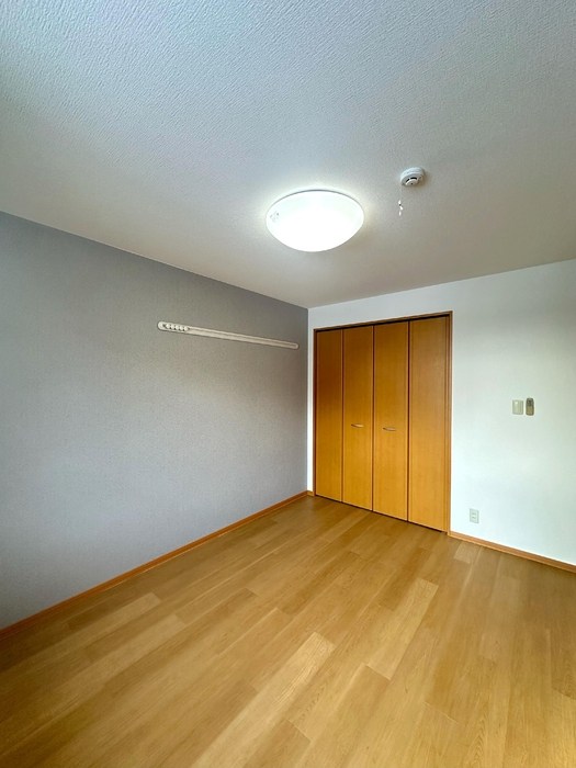 その他部屋・スペース　南側洋室（6帖）