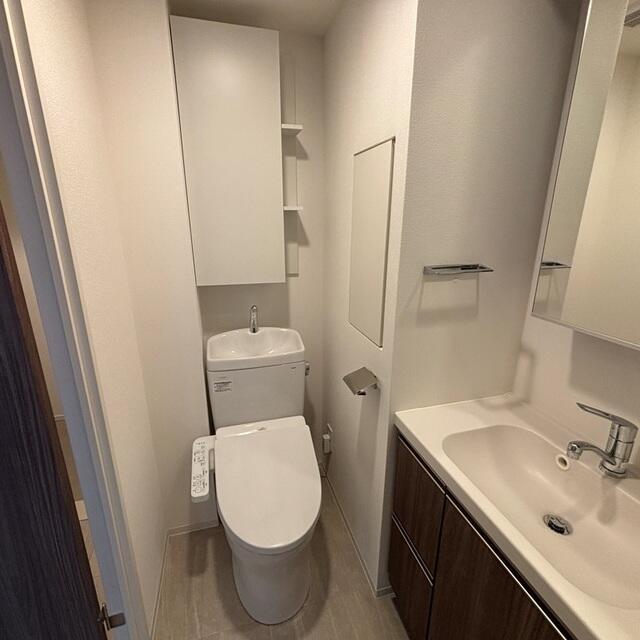 トイレ　※写真は同タイプ住戸です。?
