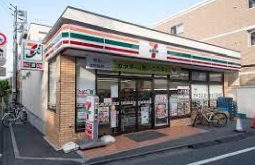 コンビニ　セブンイレブン新宿上落合3丁目店（コンビニ）まで266m