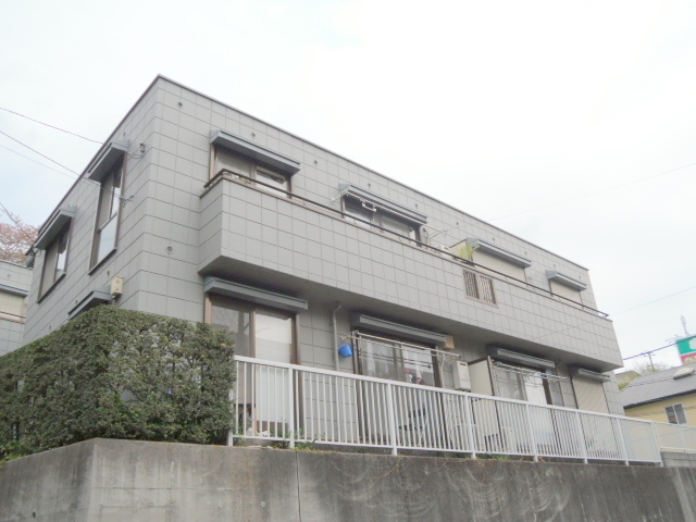建物外観　南向き高台立地日当たり良好　耐震耐火旭化成へーベルメゾン