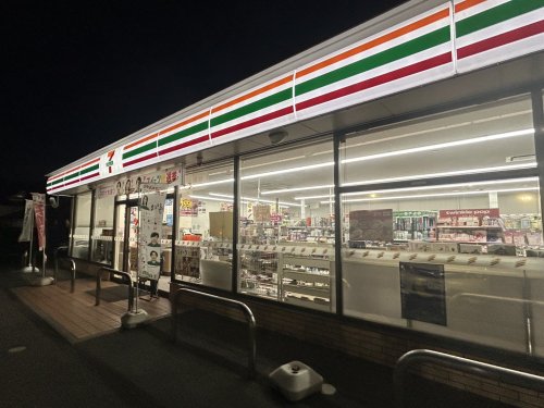 コンビニ　セブンイレブン 西条明屋敷店（コンビニ）まで1257m