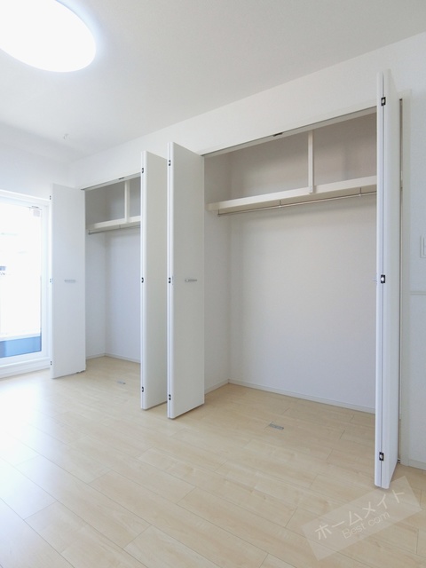 収納　同施工会社の同仕様写真です。