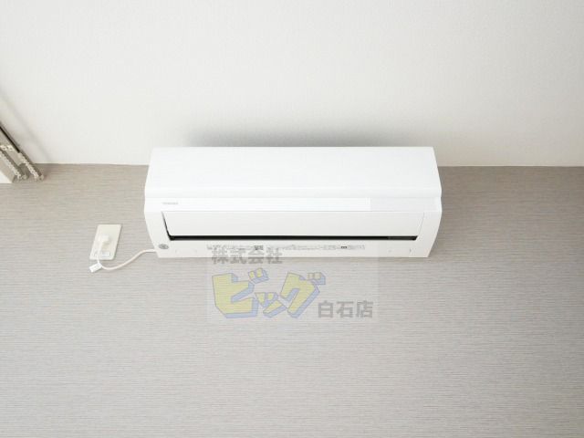 その他設備　エアコン完備で暑い夏も快適です♪