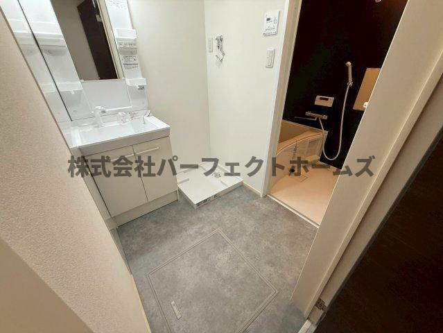 洗面設備　脱衣スペースもあります