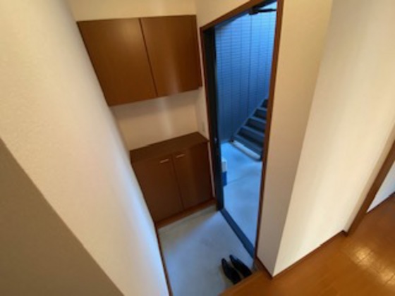 玄関　※別部屋の写真です