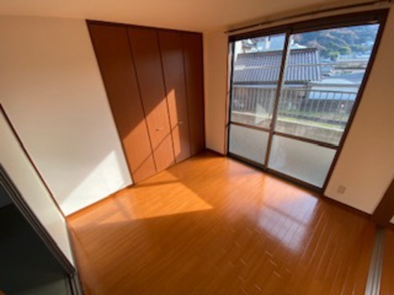 収納　※別部屋の写真です