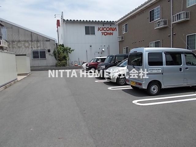 駐車場　敷地内駐車場もあります♪