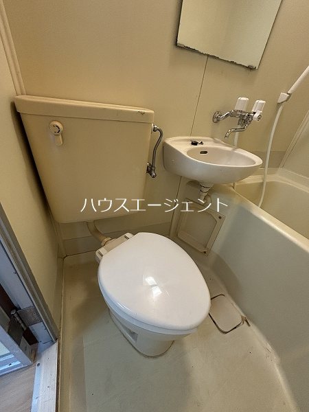 トイレ　トイレです。
