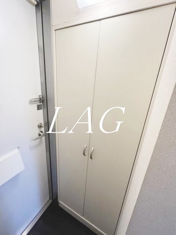 玄関　玄関です。