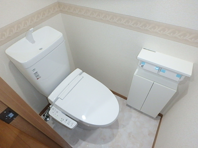 トイレ　※過去募集時の写真です