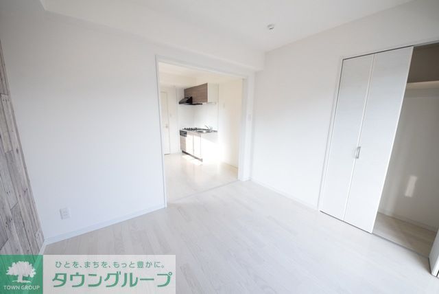 居室・リビング　現地待ち合わせ歓迎♪お問合せはタウンハウジング千葉店まで！