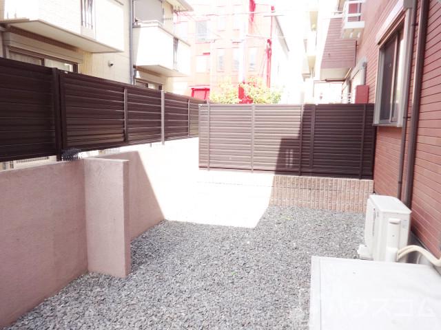 バルコニー　バルコニーはこんなに広々♪