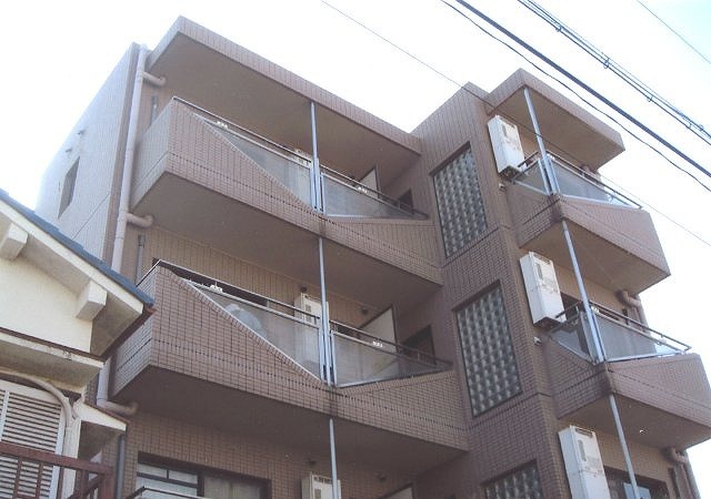 建物外観　鉄筋コンクリート造