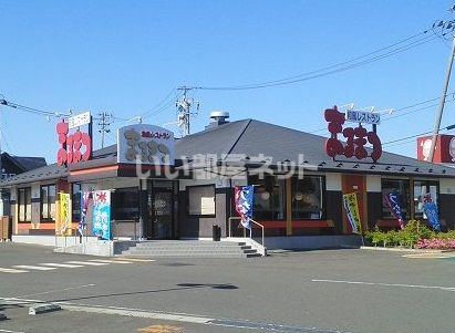 飲食店　まるまつ新田東店（飲食店）まで413m
