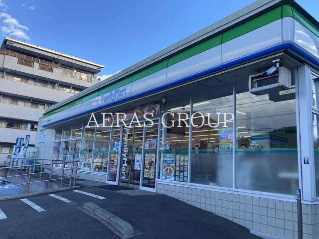 コンビニ　ファミリーマート 藤沢藤が岡店（コンビニ）まで379m