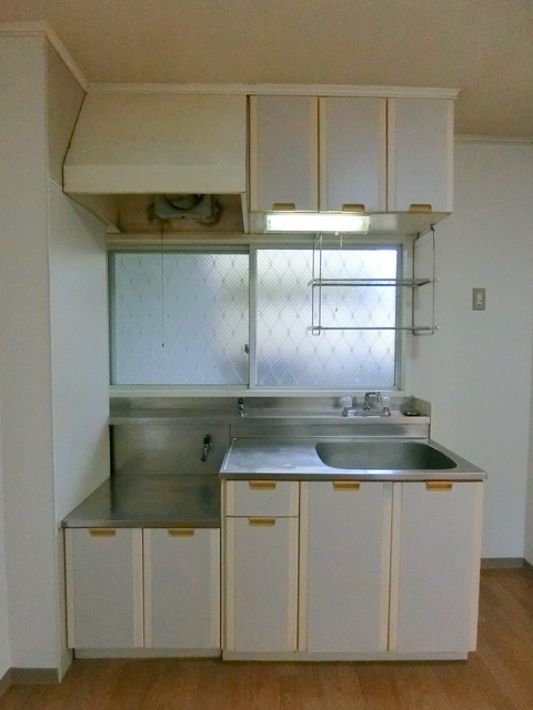 キッチン　※別部屋参考写真