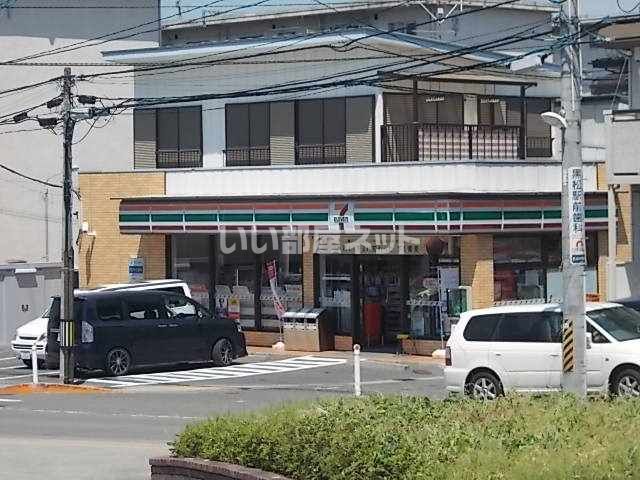コンビニ　セブンイレブン 仙台黒松店（コンビニ）まで390m