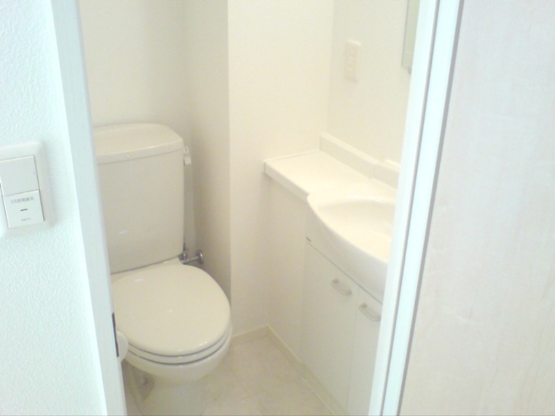 トイレ　バス・トイレ別☆