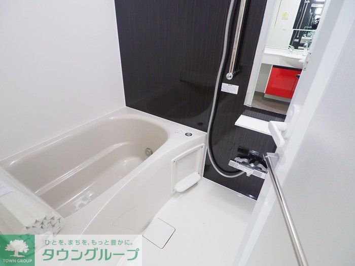 バス・シャワールーム　お問合せはタウンハウジングまで！※現地待合わせ相談可能
