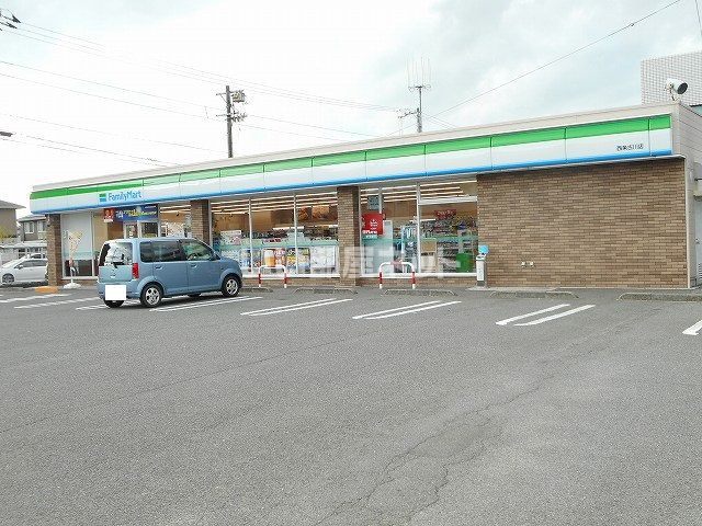コンビニ　ファミリーマート 西条古川店（コンビニ）まで590m