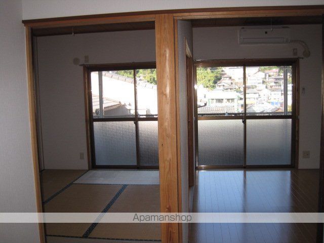 ムラタハイツ俵町の居間写真