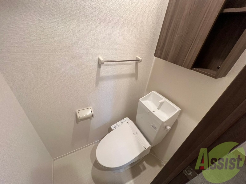 トイレ　トイレはシンプルな造りになっており、掃除が楽です。