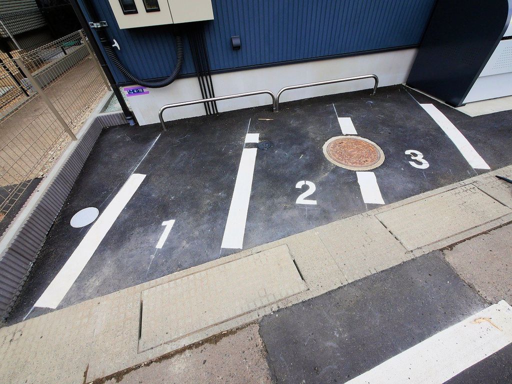駐車場　駐車場