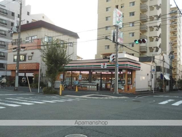 コンビニ　セブンイレブン（コンビニ）まで283m