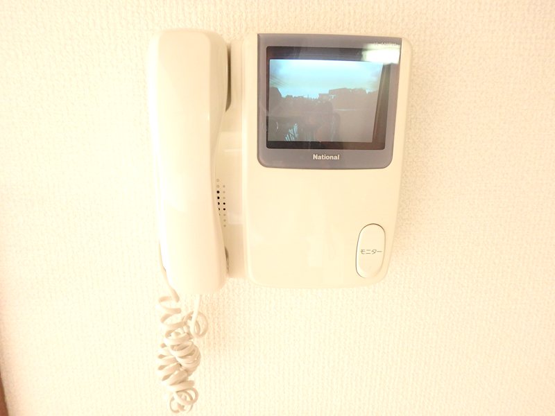 セキュリティ　モニター付きインターホン