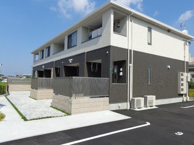 建物外観　外観写真（昼）