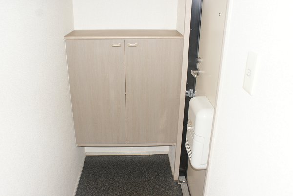 玄関　別部屋参考写真