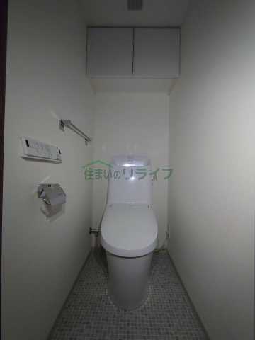トイレ　反転タイプ・別部屋参考写真