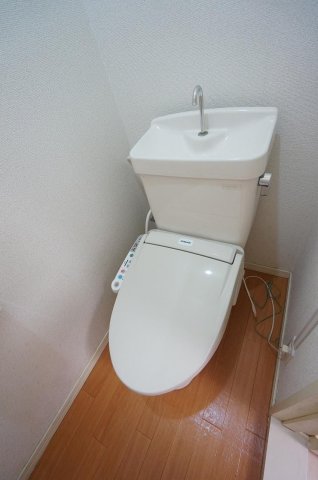 ヴィレッジKIのトイレ写真