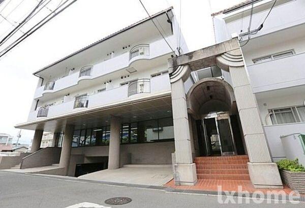 建物外観　落ち着いた雰囲気の外観です
