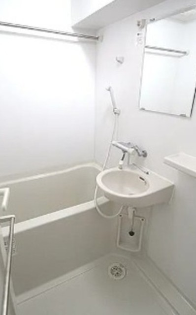 バス・シャワールーム　別部屋同仕様タイプ