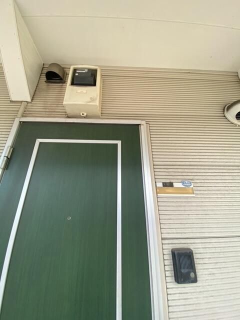 玄関　別部屋参照写真