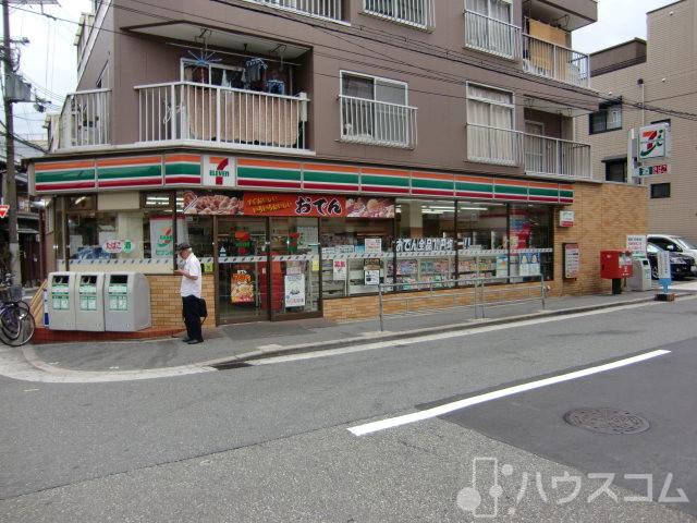 コンビニ　セブンイレブン 大阪十三東2丁目店（コンビニ）まで150m