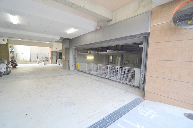 地下鉄御堂筋線 新大阪駅 徒歩2分 15階建 築18年のその他写真