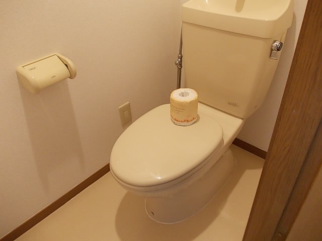 トイレ　シンプルで使いやすいトイレです