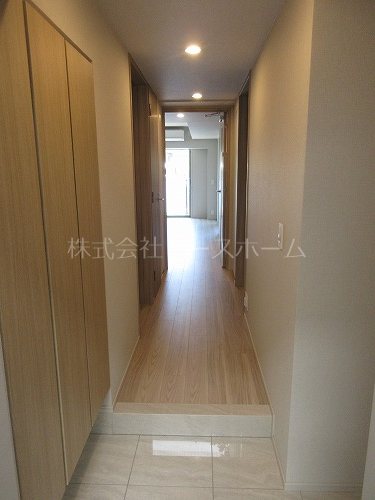 玄関　※別号室参考写真