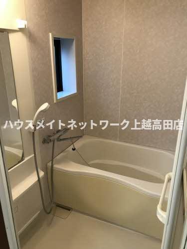 バス・シャワールーム　浴室（追焚機能付）