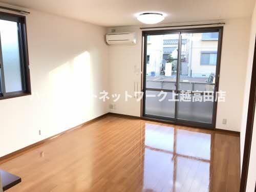 居室・リビング　LDK13.4帖