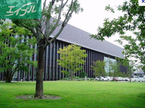 図書館　岡山市立中央図書館（図書館）まで414m