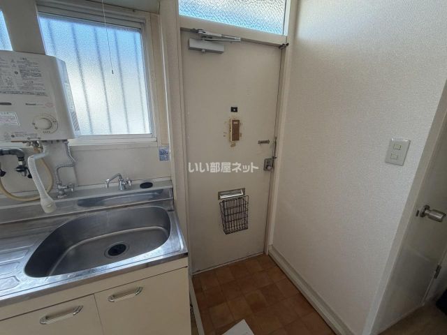 ピノパナハイツの玄関写真