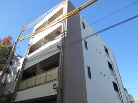 建物外観　名主の滝公園すぐ近くです！