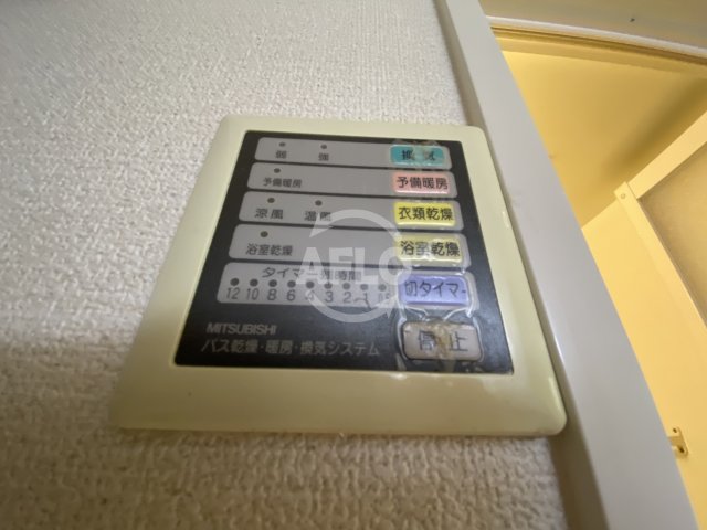 その他設備　レジデア西本町　浴室換気乾燥暖房機