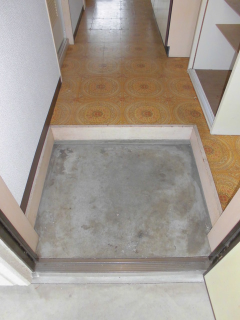 アレイフラッツ大舘の玄関写真