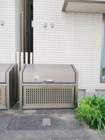 その他　★ゴミストッカー★