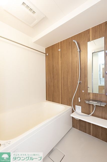 バス・シャワールーム　※写真は同タイプ住戸です。