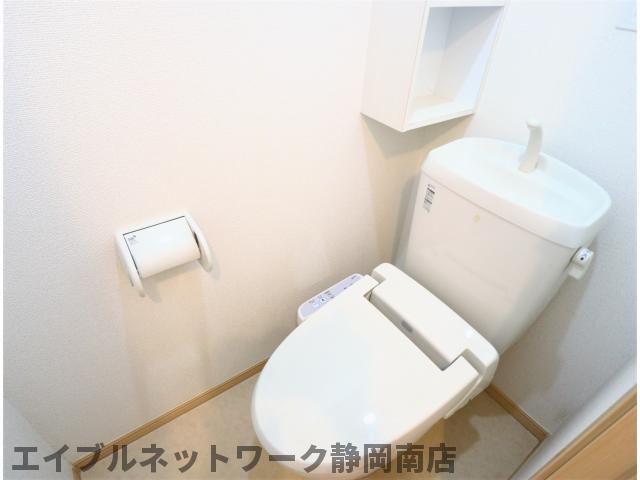 トイレ　トイレもきれいです